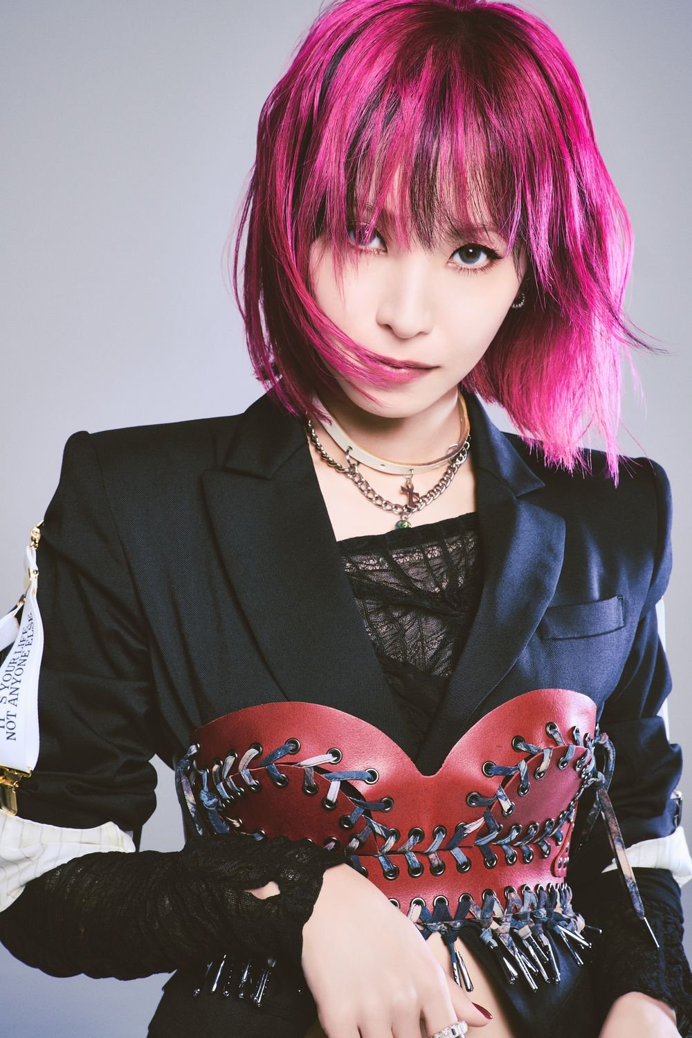 LiSA、ソロデビュー15周年イヤーを記念して3年半ぶり7枚目のフル